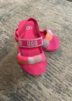 Босоножки ugg оригинал стелька 18,5 см