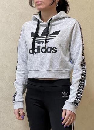 Женское укороченное худи adidas heren оригинал с капюшоном и ломпасами на рукавах в размере s