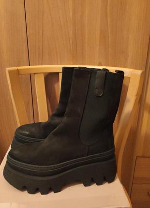 Жіночі італійськи сапожки suede.