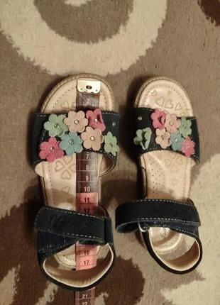 Босоножки на девочку стелька 16 см, размер 27