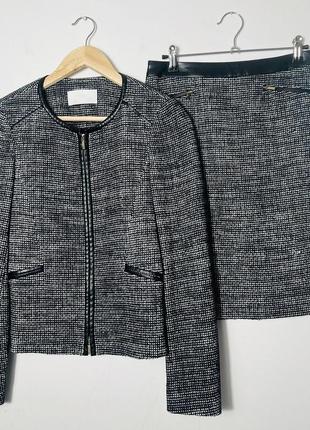 Костюм твидовой с юбкой hugo boss