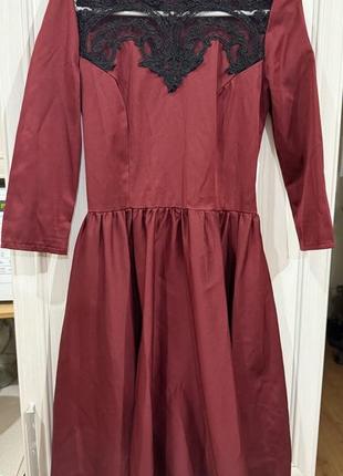 Сукня святкова