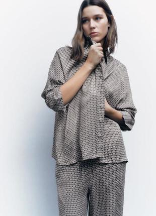 Вінтажна шовкова сорочка в стилі білизни