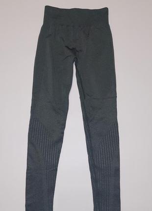 Жіночі спортивні лосини легінси в ідеальному стані розмір xs