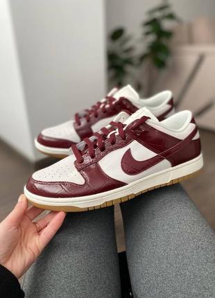 Кросівки шкіряні оригінал nike dunk fj2260-004 рр.44.5