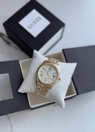 Годинник  guess
