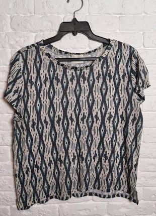 Фирменная льняная футболка