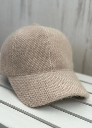 Кепка бейсболка теплая бежевого цвета 55-58 см