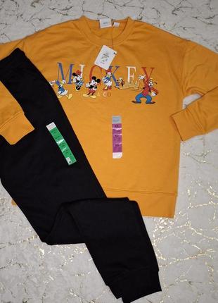 Фирменный костюм primark