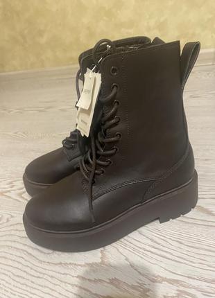 Черевики жіночі 36