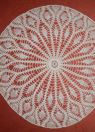 Декоративна серветка ручна робота 36 см