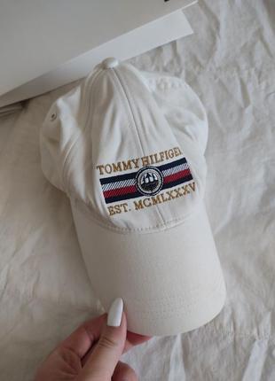 Бейсболка, кепка tommy hilfiger