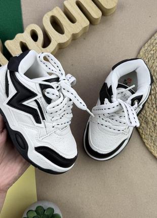 Кроссовки-кеды шнуровка черно белые 27-32