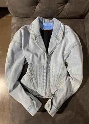 Джинсовка корсетная свет голубая приталенная открытое декольте