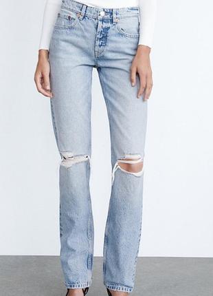 Джинсы zara. прямого фасона. качественный хлопок. 100%