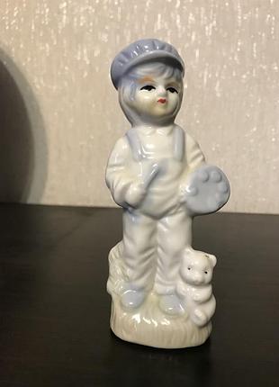 Художник порцеляна