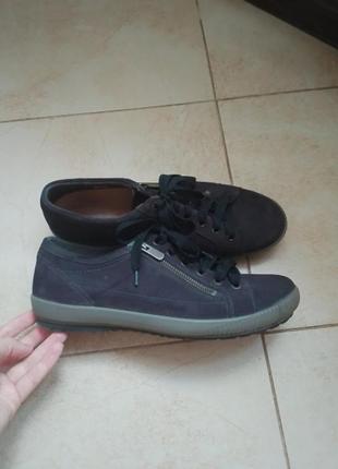 Кроссовки кожа