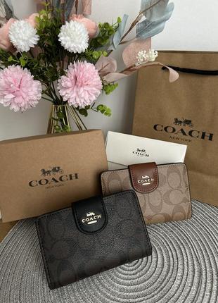 Кошелек coach medium corner zip wallet натуральная кожа