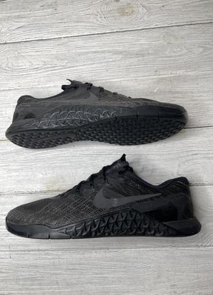 Круті чорні кросівки nike metcon