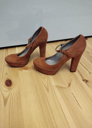 Дуже гарні зручні туфлі италия кожа р 38 ц 1'390 гр, 👍🌸 👍👍