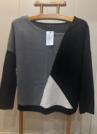 Кофточка в наличии.