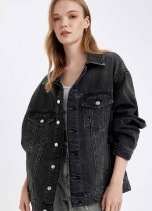 Куртка оверсайз zara
