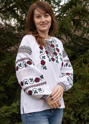 Вышиванка женская, белая