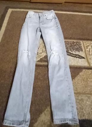 Джинсы женские в идеальном состоянии