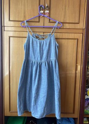 Сукня жіноча