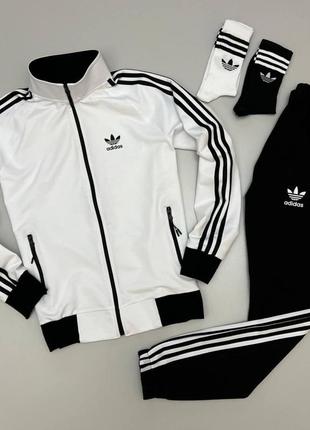 Костюм adidas олімпійка білий з чорним та 2 пари шкарпеток у подарунок