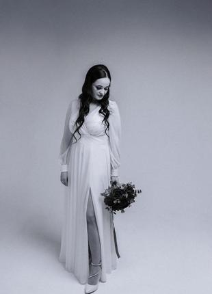 Весельное платье сияющее