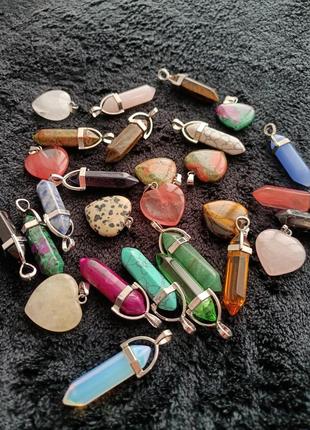 Кулони з натурального каменю