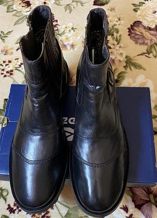 Шикарні, шкіряні черевики, "aм" (оригінал).  наш реальний  – 44,5 – 45.
