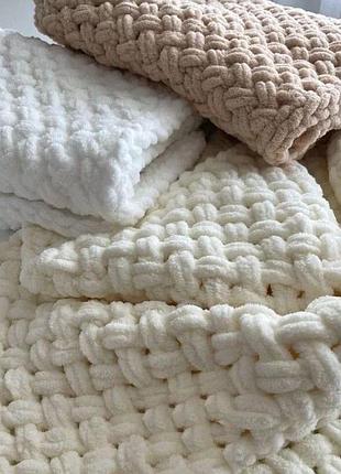 Пледи ручної роботи