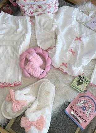 Пижама с кружевом и бантиками