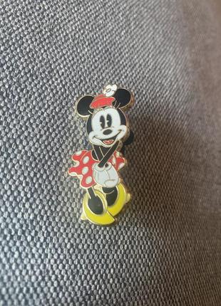 Пена значок метеовый мик-маус