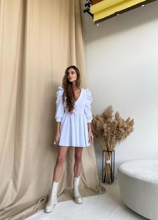 Котоновое платье с объемным рукавом