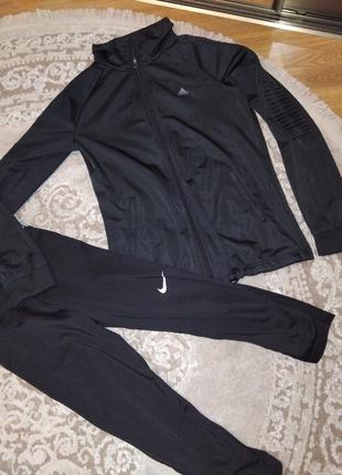 Костюм спортивний чорний xs