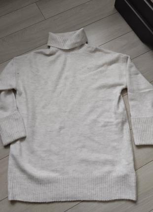 Светр від reserved  розмір s