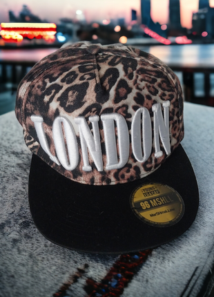 Кепка london