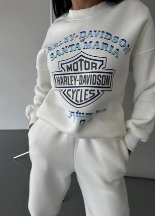 Спортивний костюм стильний