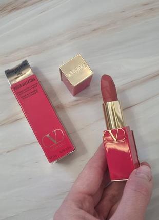 Помада для губ valentino beauty валентино блеск