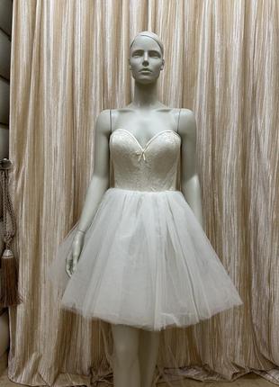 Нарядное платье