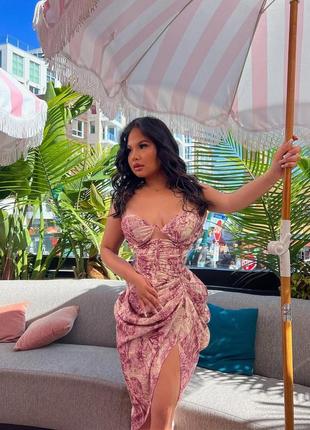 Распродажа платье prettylittlething миди драпировка8 фото