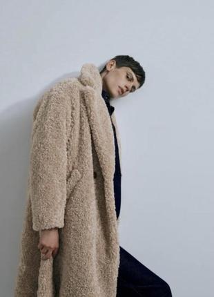 Zara оригинальная шуба из искусственного меха тедди цвета капучино
h&m reserved stradivarius cos massimo dutti marc cain bershka pull bear mango