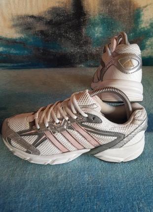 Винтажные женские кроссовки adidas оригинал