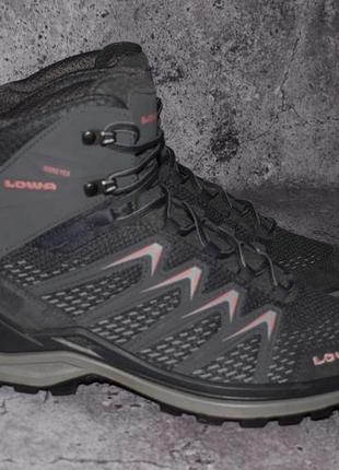 Lowa innox pro gore tex (женские трекинговые ботинки лова гортекс )4 фото