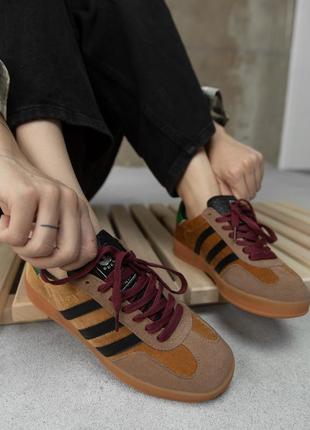 Женские кроссовки adidas gucci samba🤍