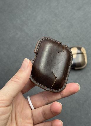 Чехол для наушников airpods кожаный, ручная работа4 фото