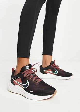 Кроссовки nike